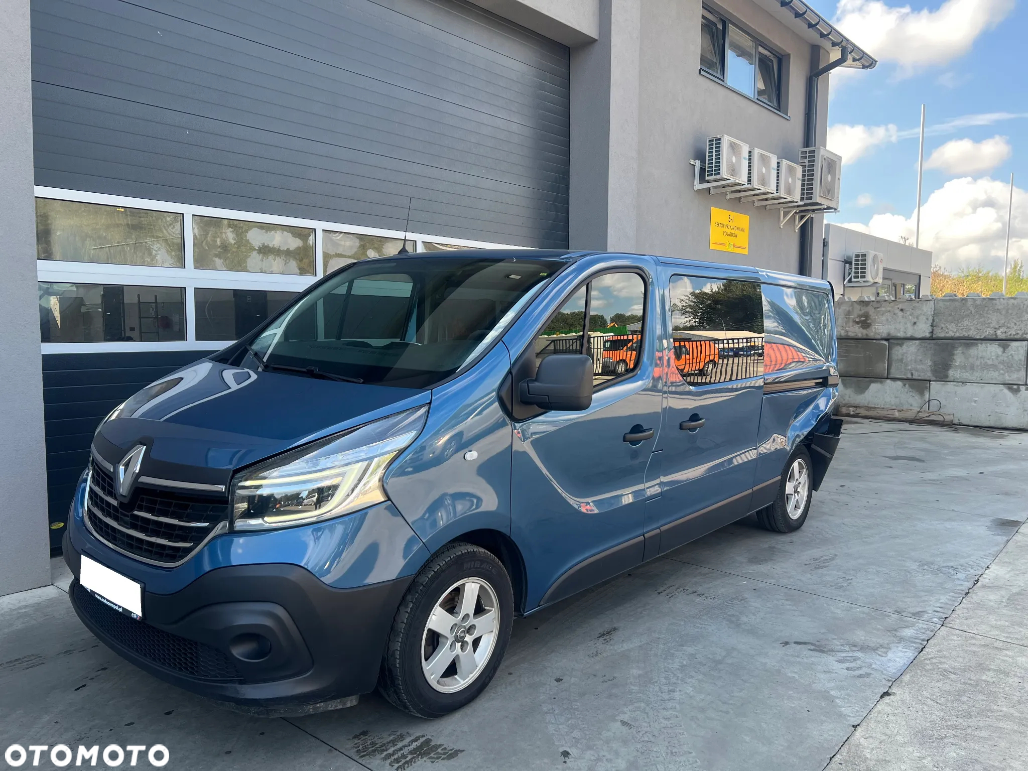 Renault TRAFIC - 7