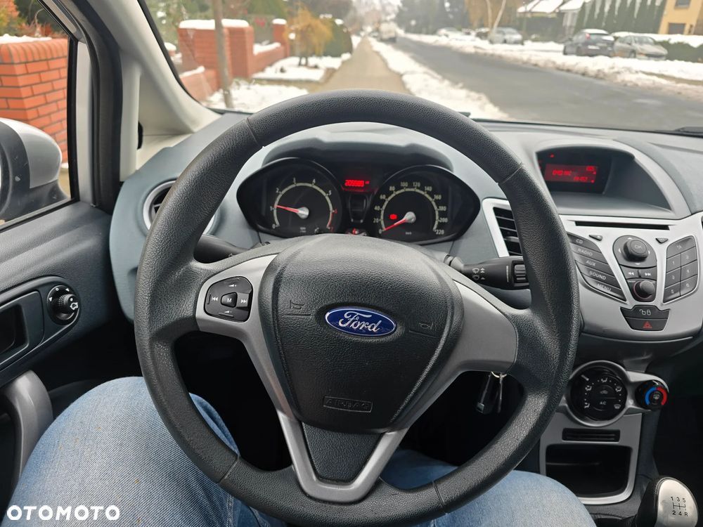 Ford Fiesta - 11