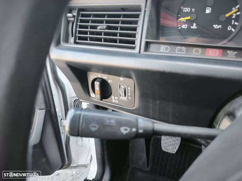 Mercedes-Benz W201 (1982-1993) 190 E 1.8 - 44