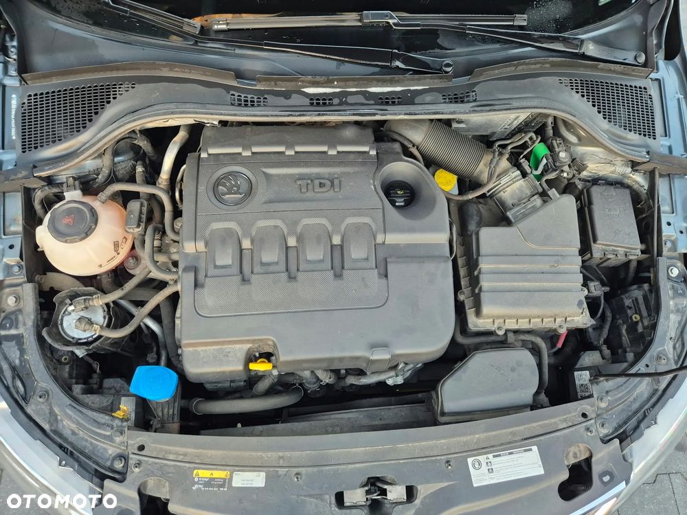 Skoda RAPID 1.6 TDI DPF Ambition - 24