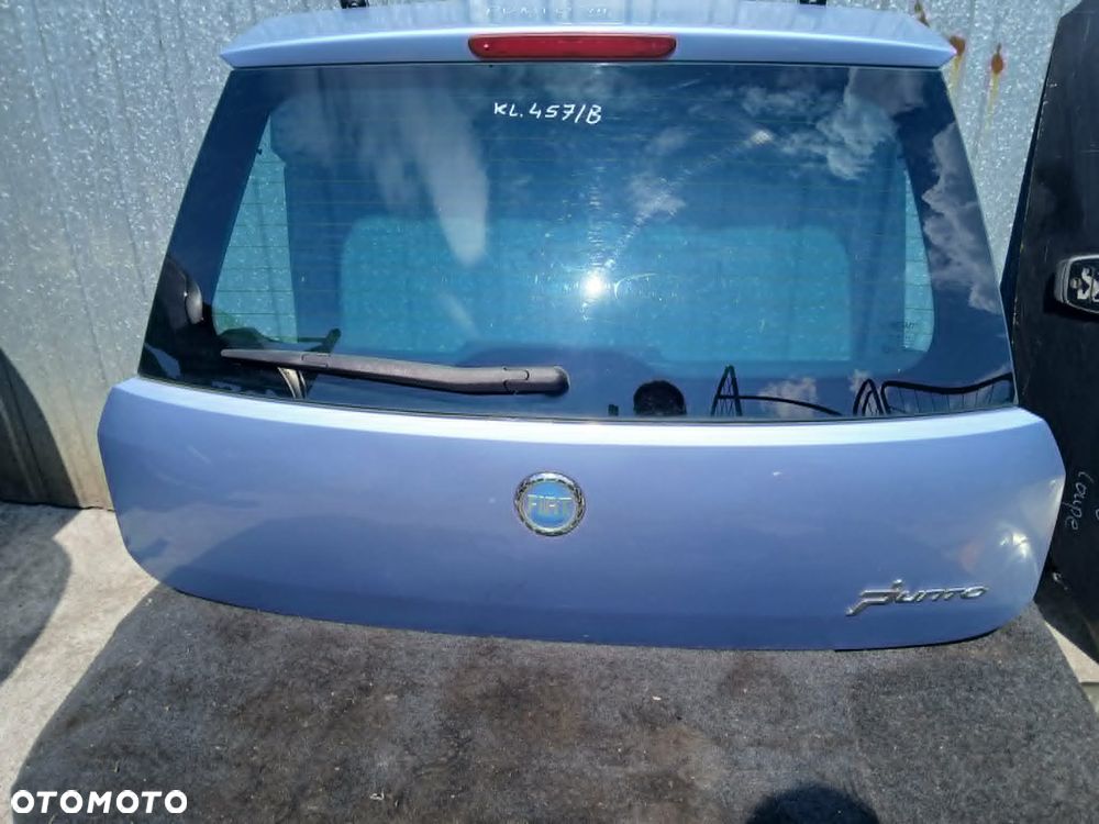 Fiat Grande Punto Klapa bagażnika kod lakieru 457/B - 1