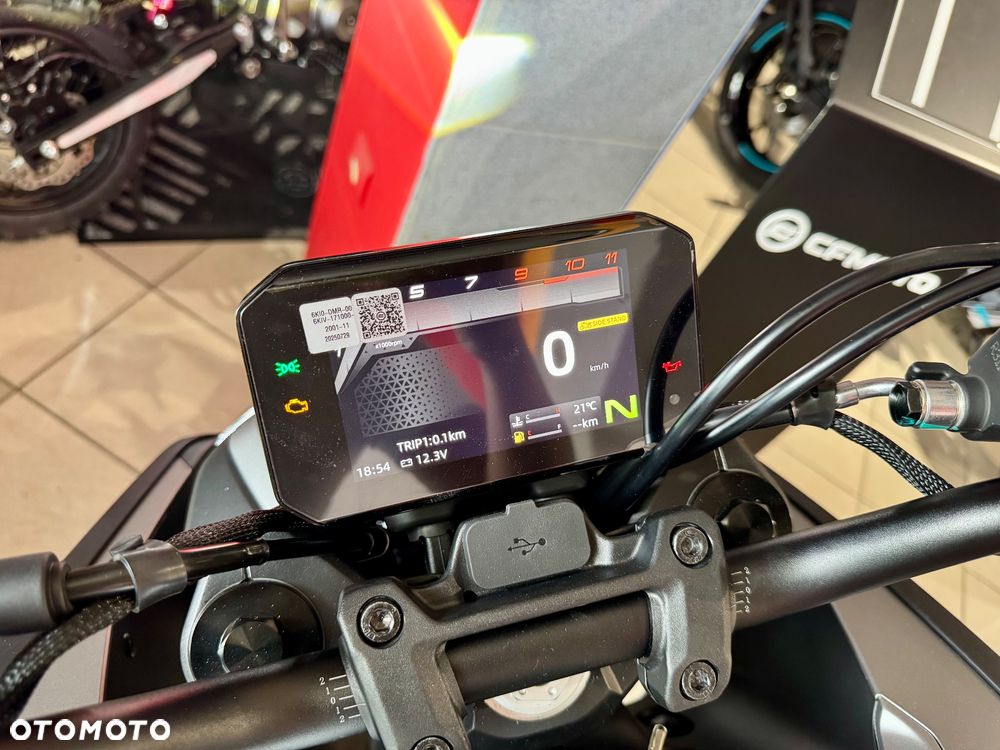 CFMoto NK - 19