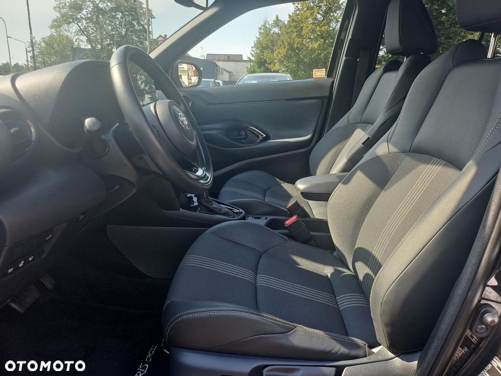 Toyota Yaris Cross Hybrid 1.5 Adventure - 16