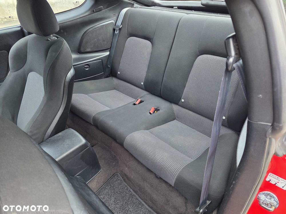 Hyundai Coupe 2.0 Middle - 12