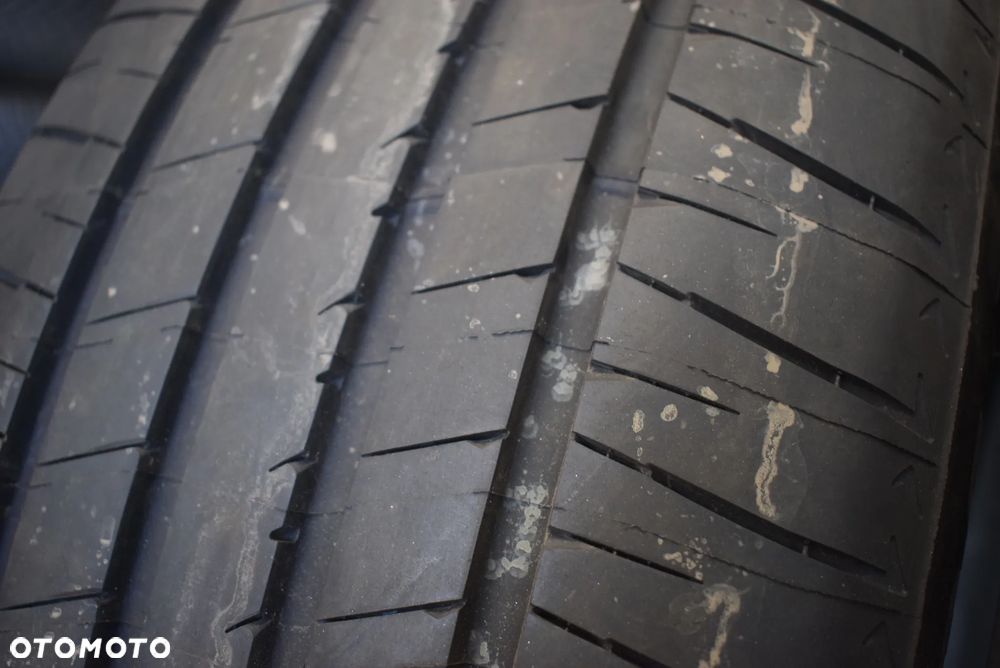 R20 235/50 Bridgestone Alenza 001 - 2