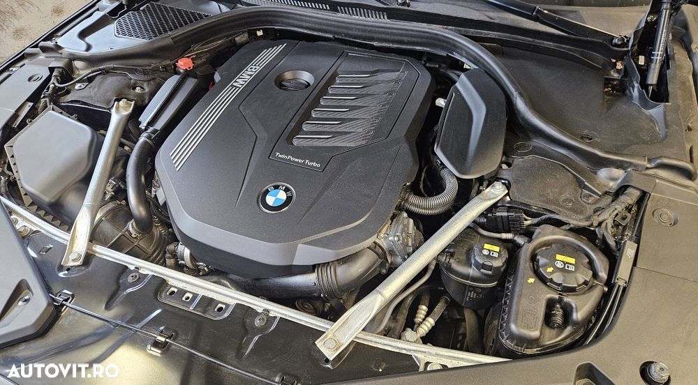 BMW Seria 8 840i xDrive - 25