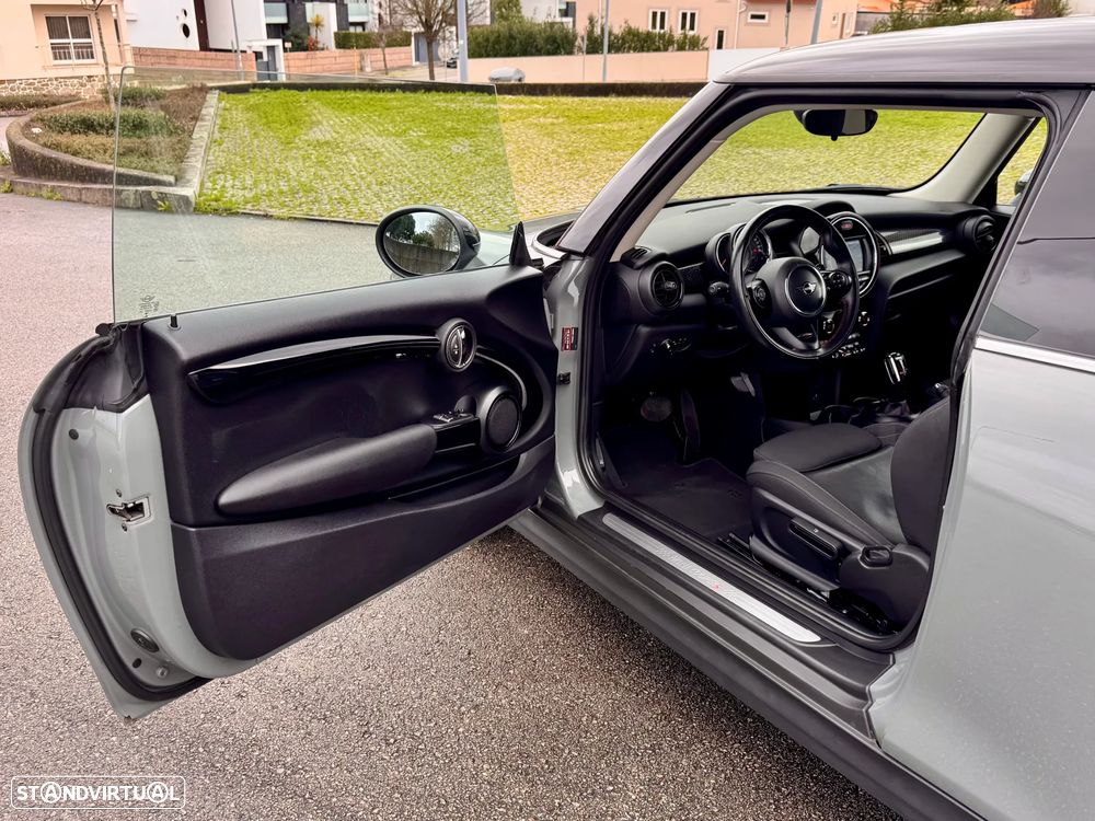 MINI 3 Portas Cooper SD Aut. - 26