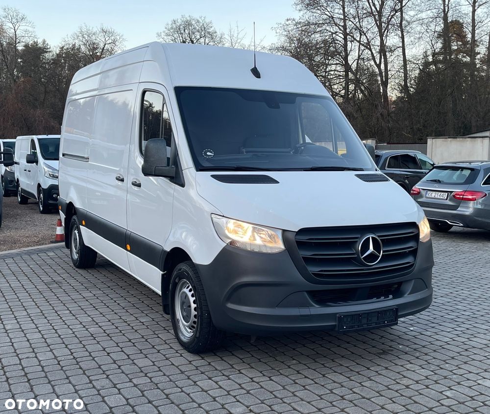 Mercedes-Benz Sprinter - 3