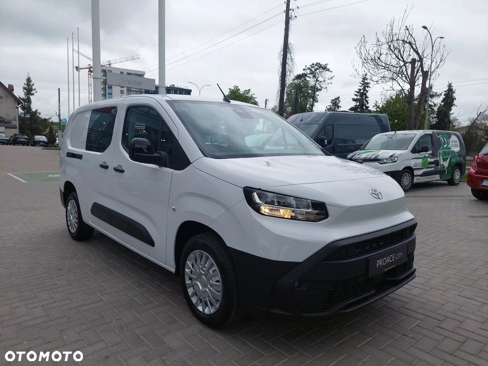 Toyota Proace City - 1
