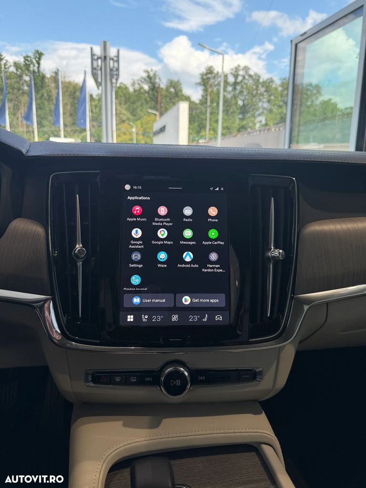 Volvo S90 B5 MHEV AT AWD Plus Bright - 24