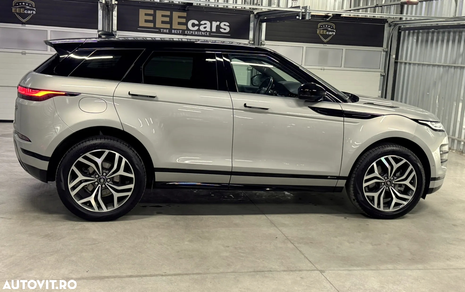 Land Rover Range Rover Evoque 2.0 D180 R-Dynamic SE - 25