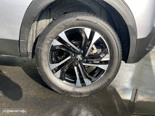 Peugeot 2008 BlueHDi 130 EAT8 Allure - 9