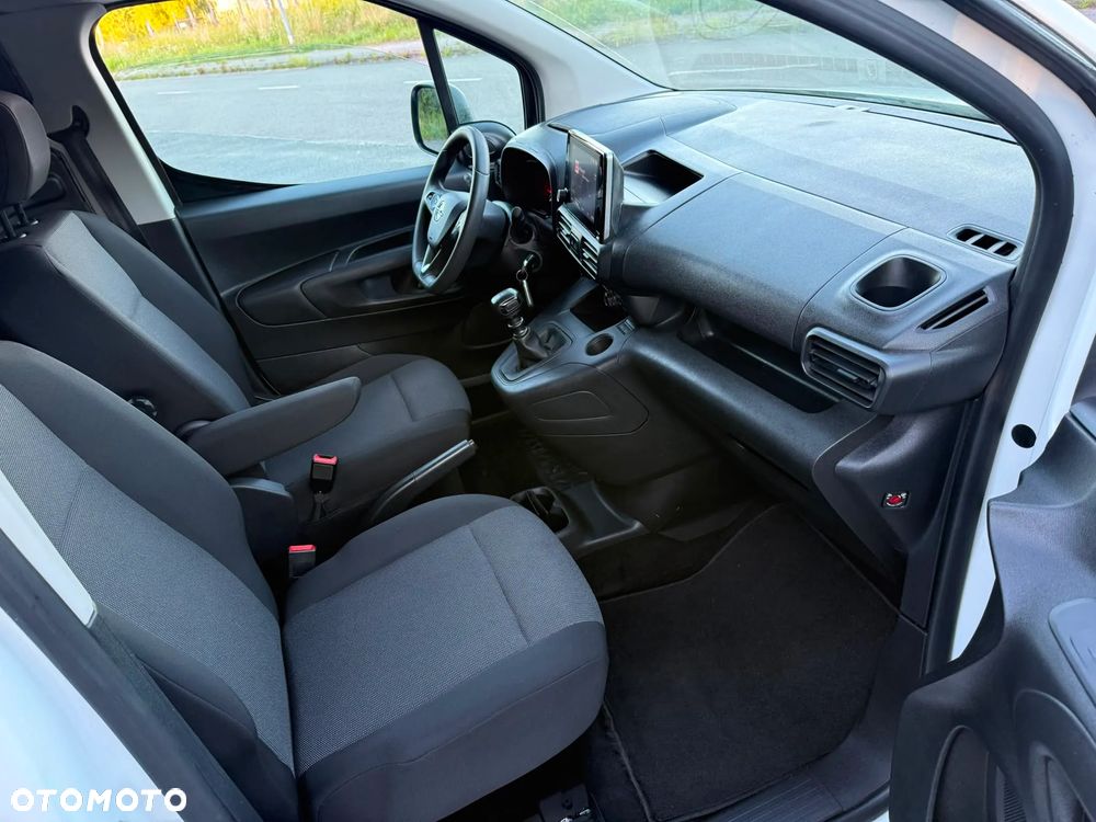 Opel Combo - 8