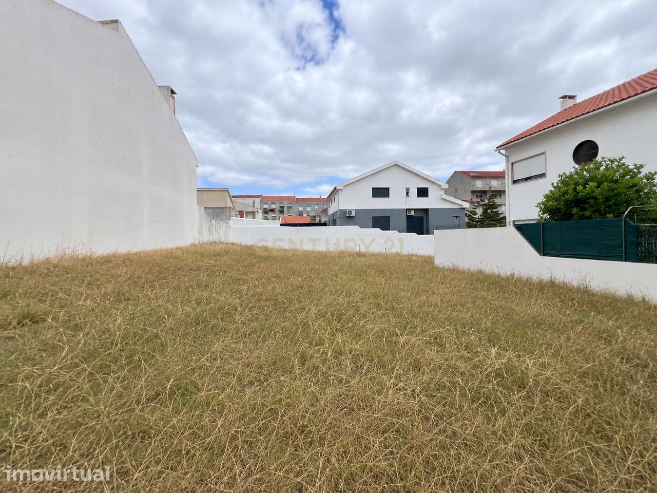 Terreno Urbano com 308m2 no Lavradio - Grande imagem: 2/5
