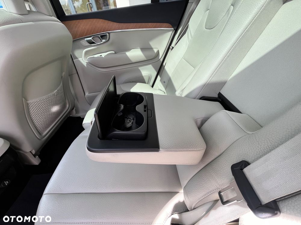 Volvo XC 90 B5 D AWD Momentum Pro - 15