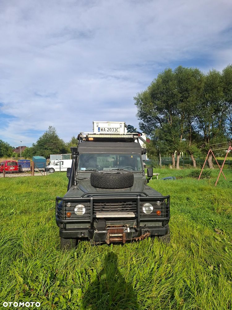 Land Rover Defender - 3