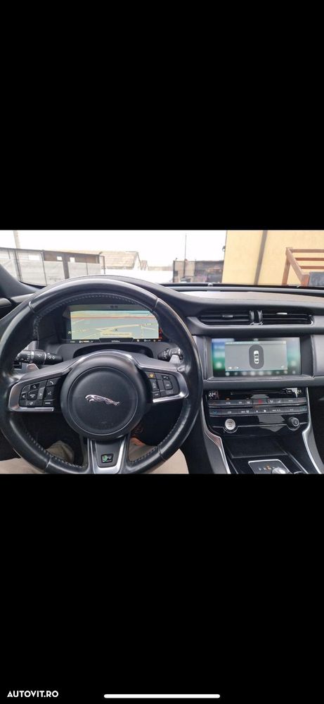 Jaguar XF 20d RWD R-Sport - 7