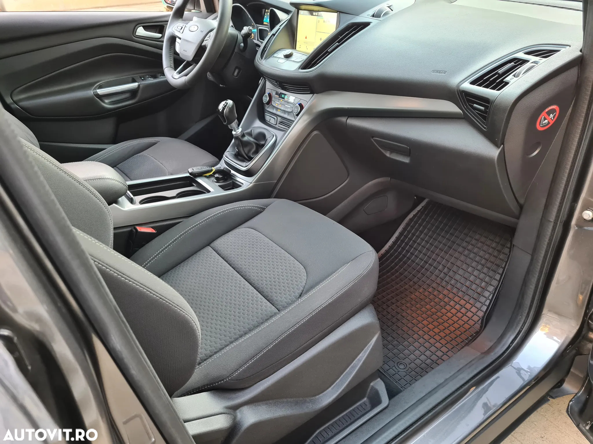 Ford Kuga 1.5 TDCi 2WD Trend - 13