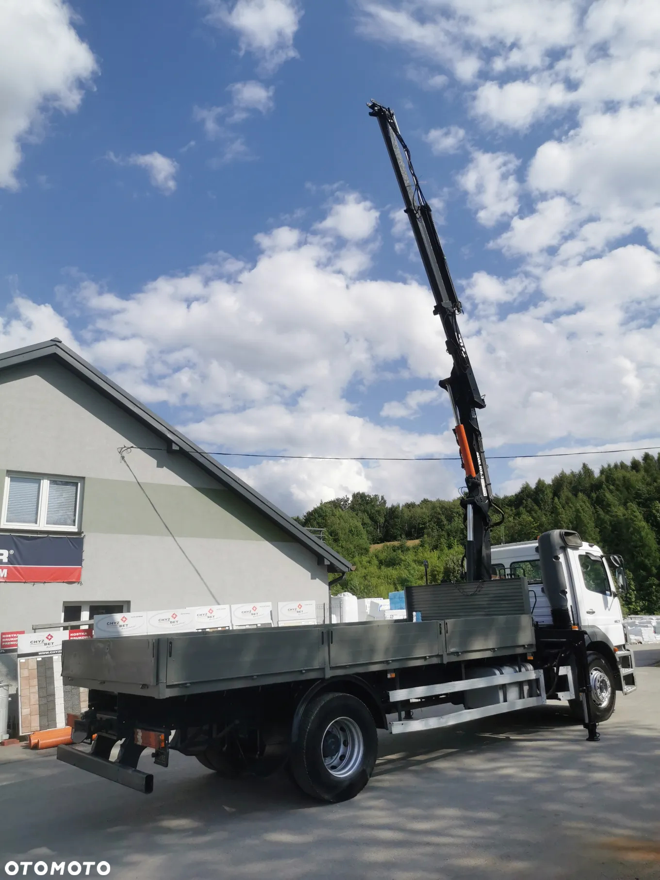 Mercedes-Benz Atego 1823 żuraw HDS Atlas 105.2 koła 315/80R22,5 - 8