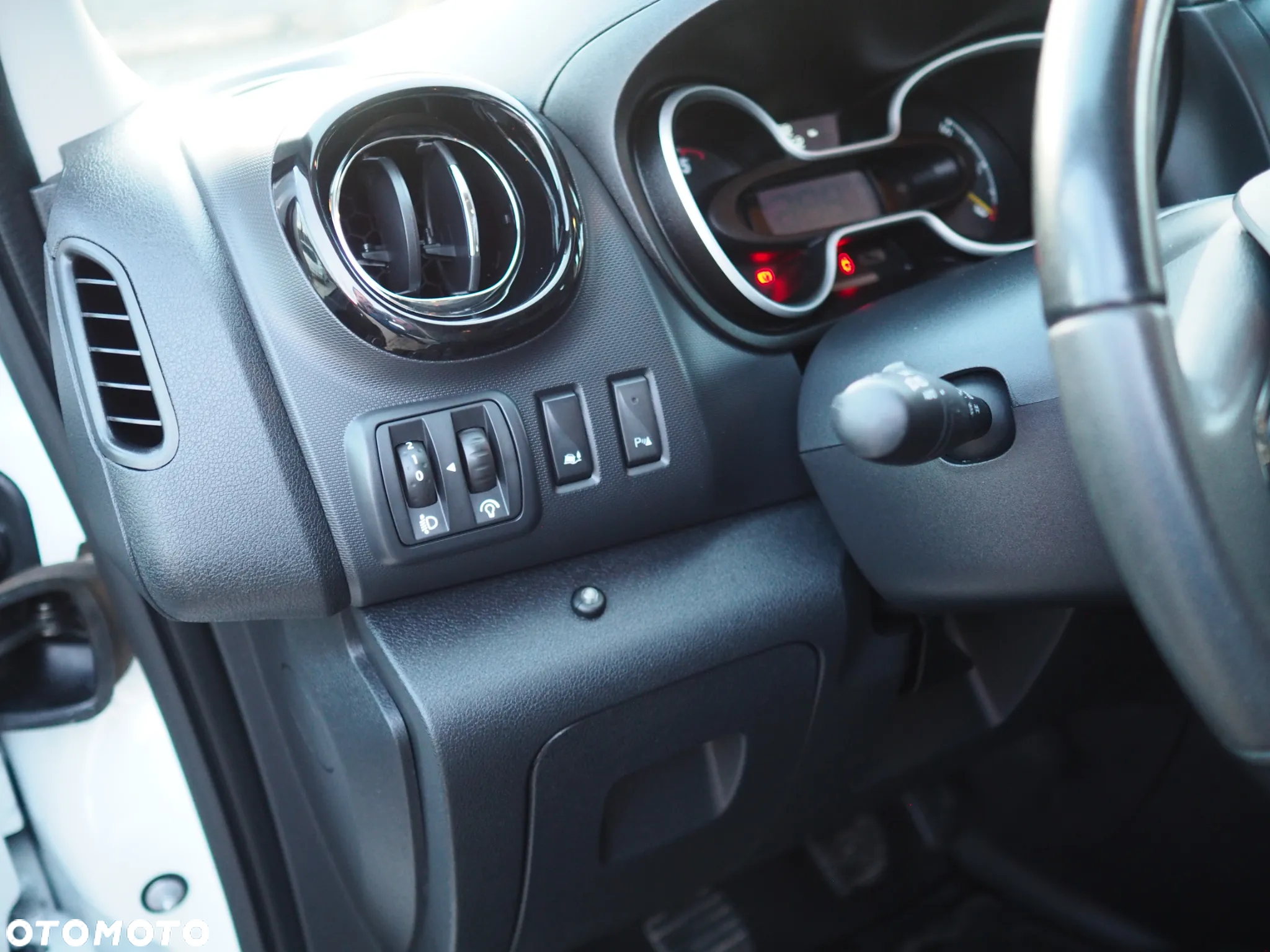 Opel Vivaro 1.6 D L2H1 S&S + - 8
