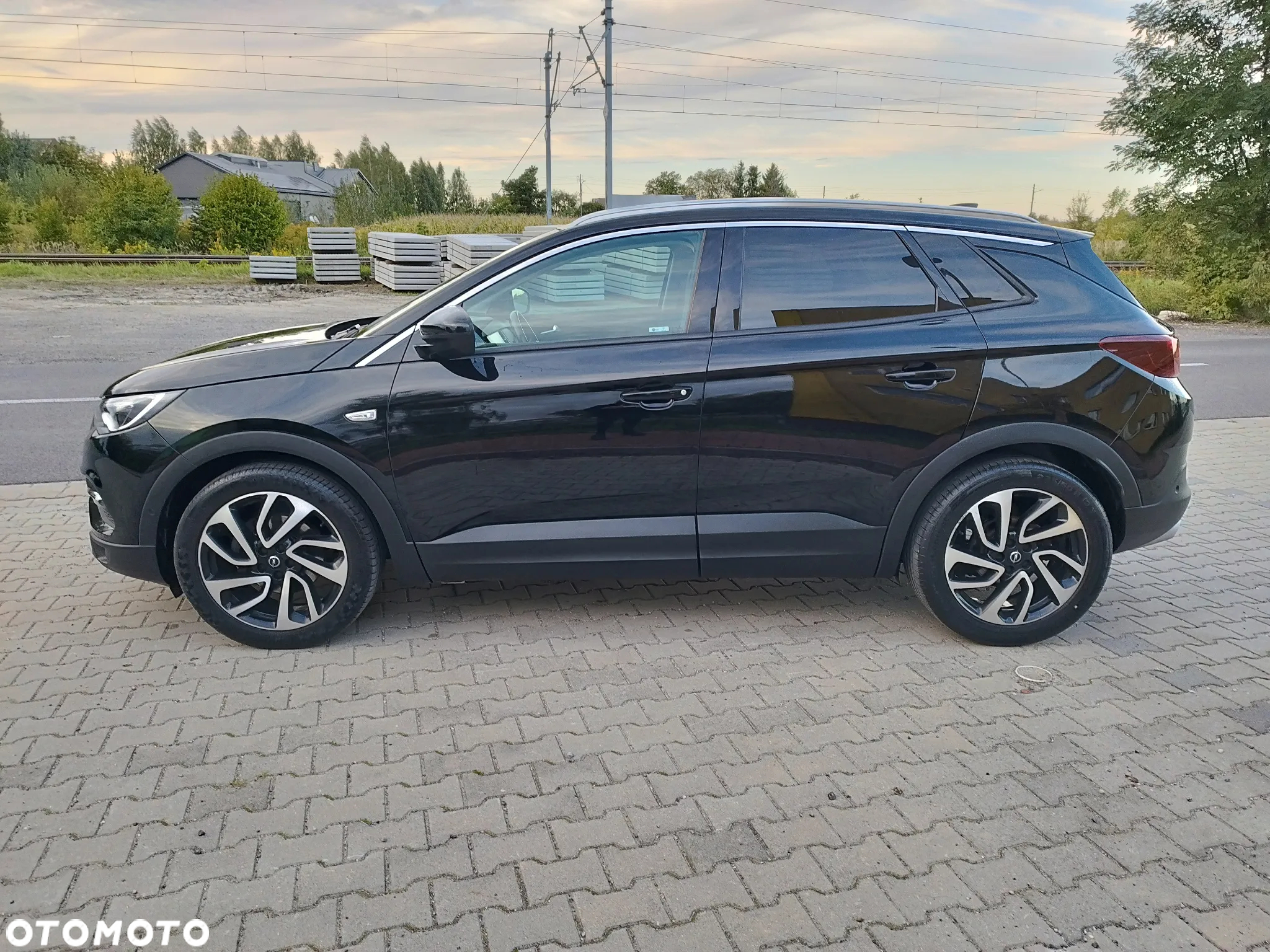Opel Grandland X 1.6 DStart/Stop Automatik Business INNOVATION - 29