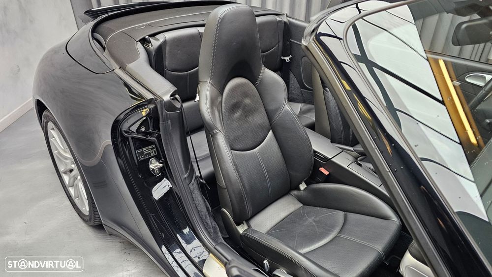 Porsche 911 (997) Carrera 4 S Cabriolet - 22
