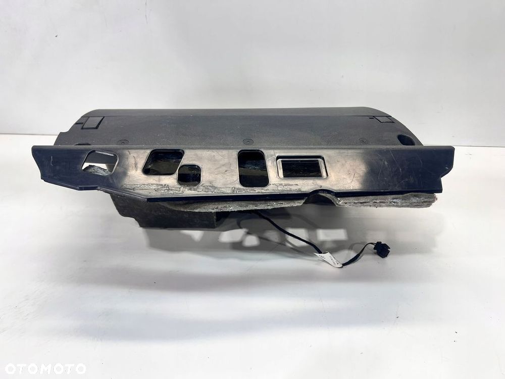 SCHOWEK PASAŻERA AUDI A3 8P LIFT 8P1857035G 6PS - 6