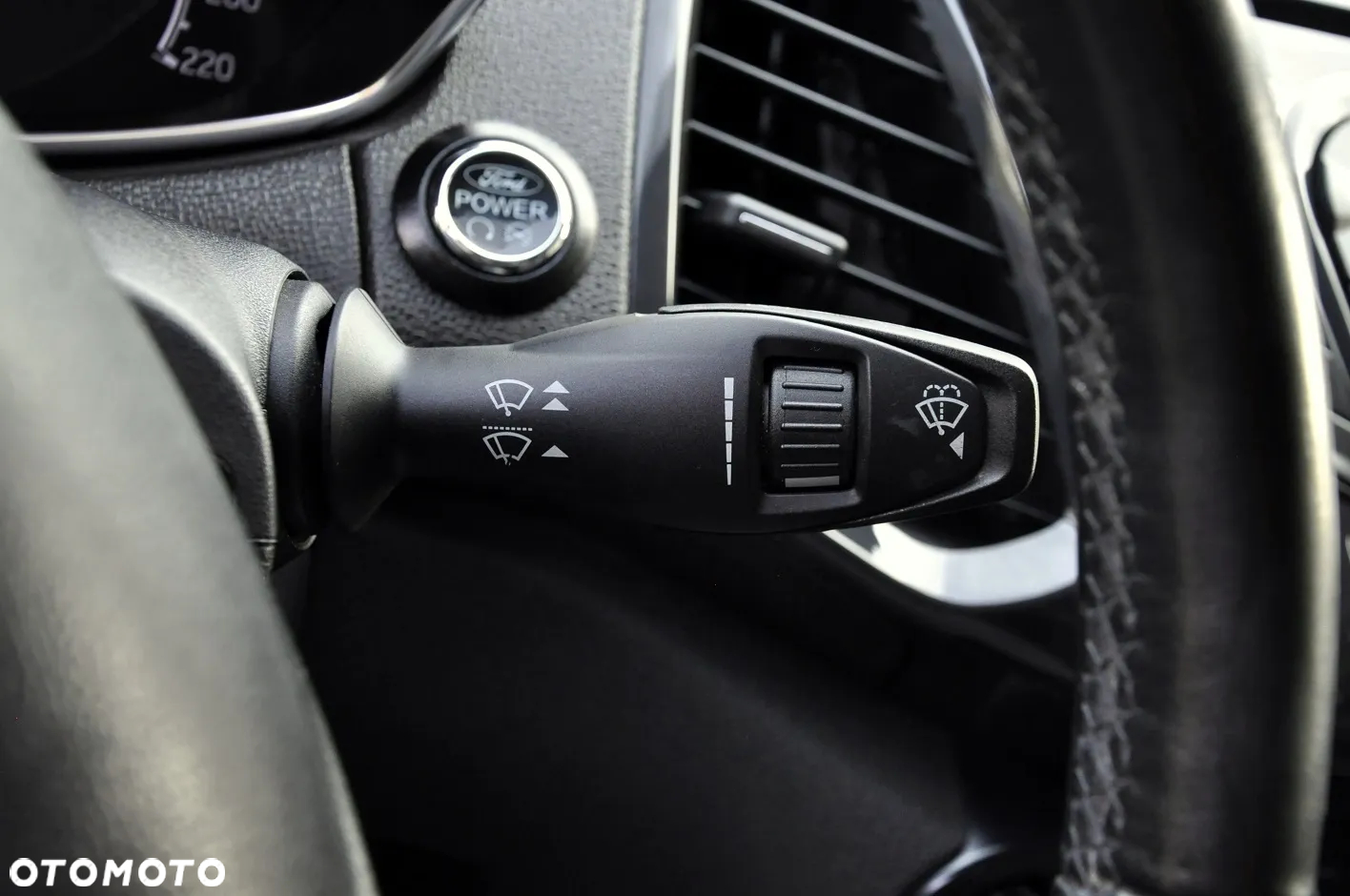 Ford EcoSport 1.0 EcoBoost TITANIUM - 17