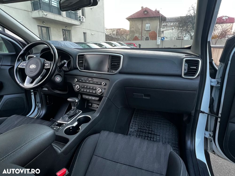 Kia Sportage 1.6 DSL MHEV 7DCT HP 4x2 Style - 13