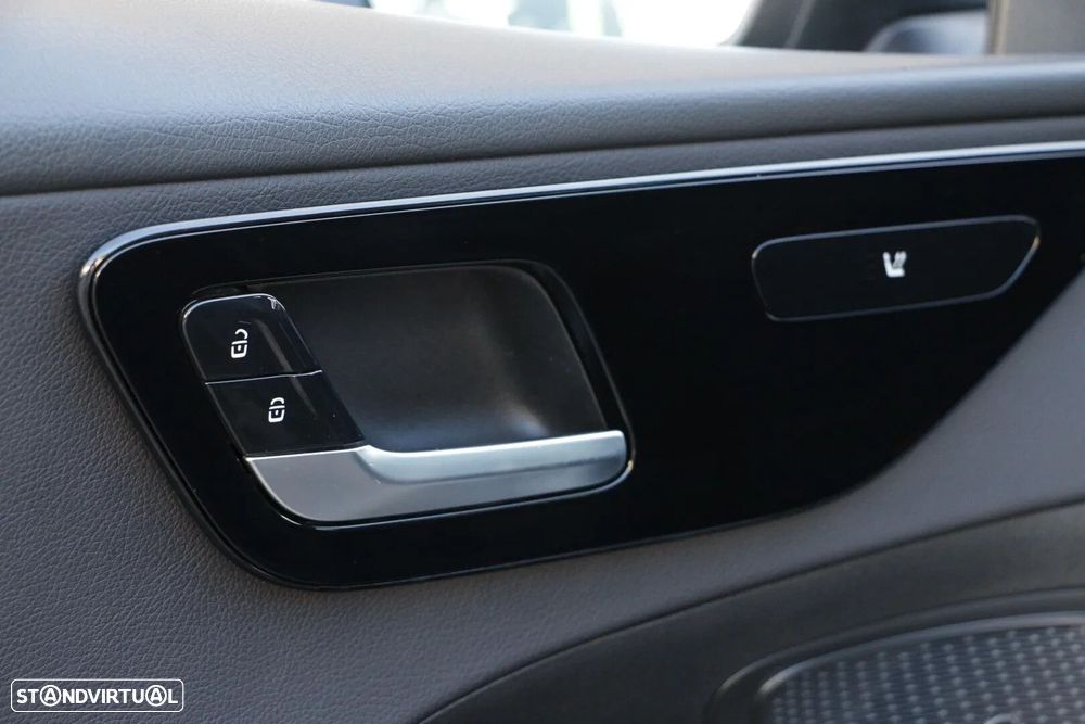 Mercedes-Benz C 220 - 38