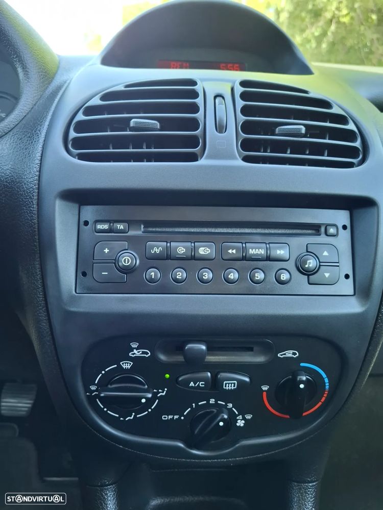 Peugeot 206 1.4 HDI - 4