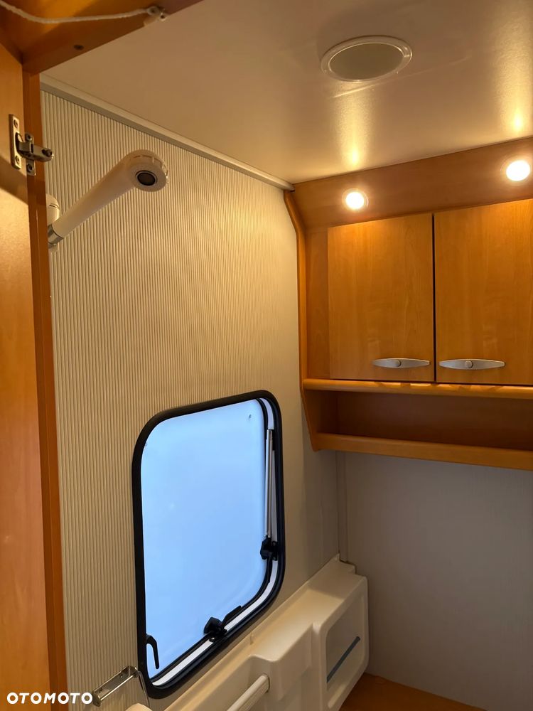 KNAUS 495 comfort - 16