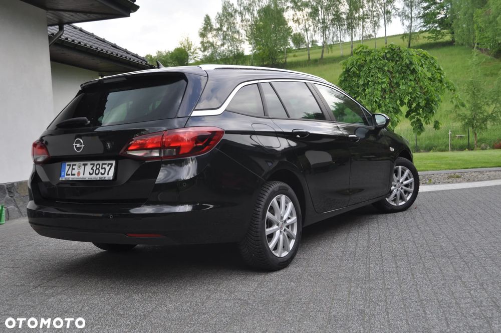 Opel Astra 1.4 Turbo Edition - 12