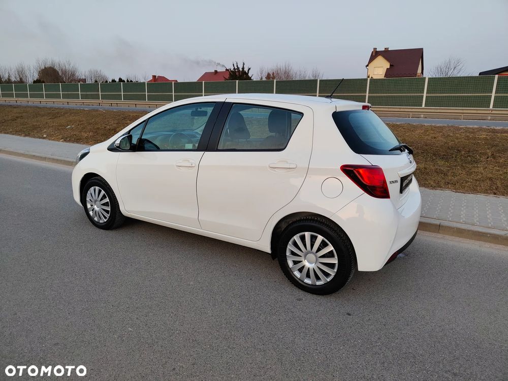 Toyota Yaris 1.33 Active EU6 - 8