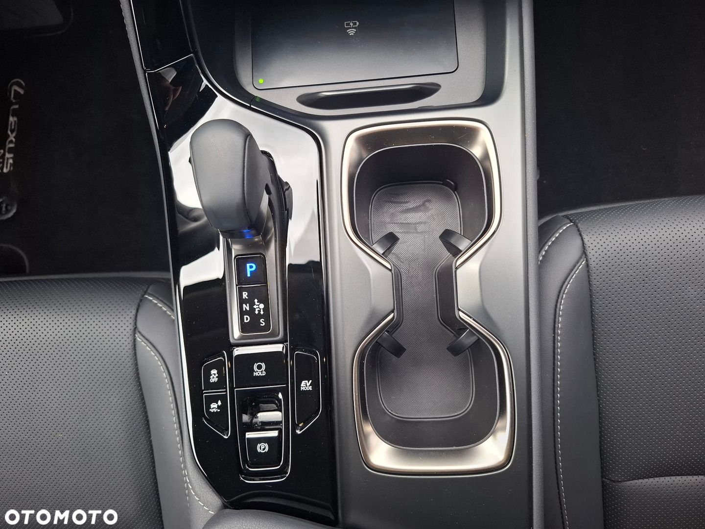 Lexus NX - 34