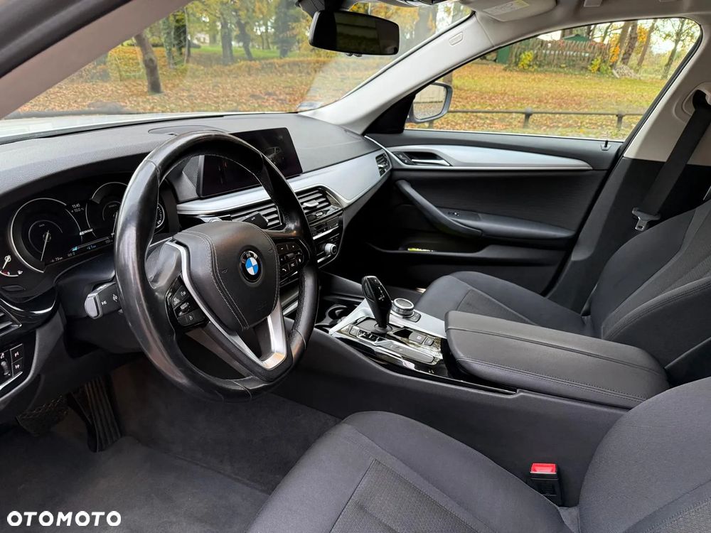 BMW Seria 5 - 11