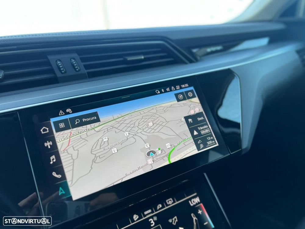 Audi Q8 e-Tron Sportback 55 quattro Advanced - 14
