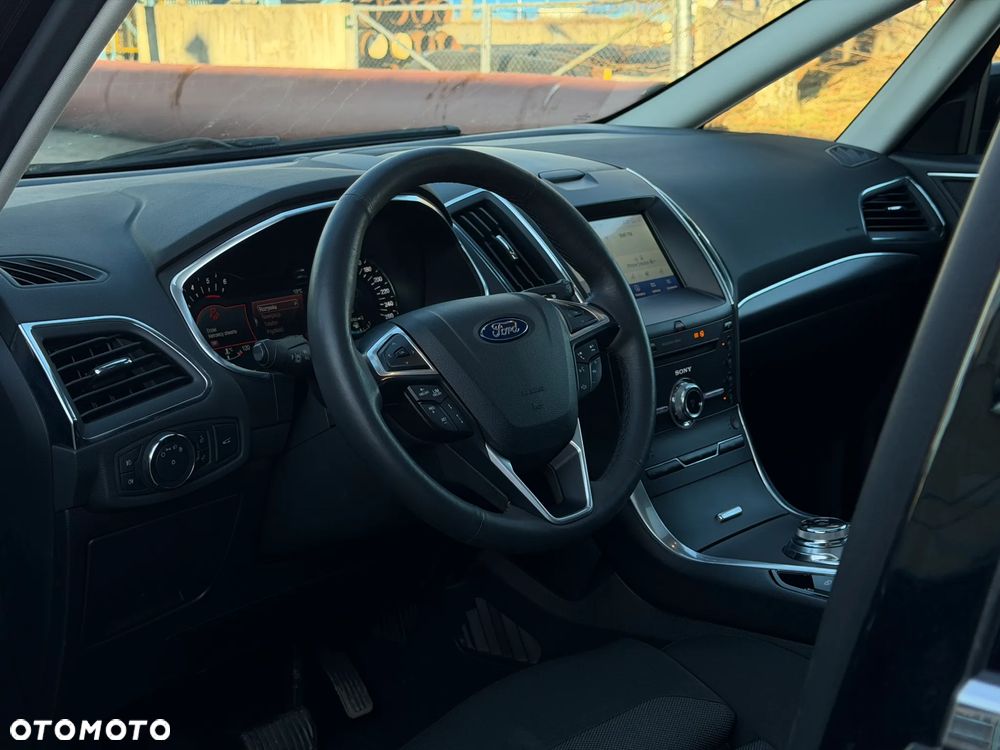 Ford S-Max 2.0 EcoBlue Titanium - 10