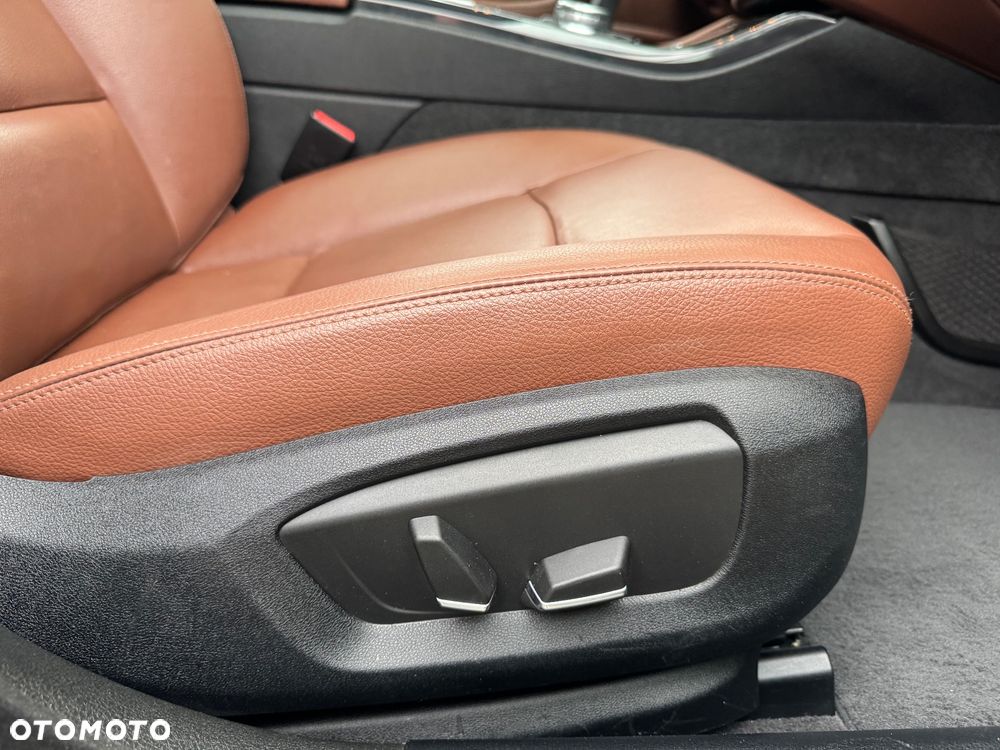 BMW Seria 5 518d Luxury Line - 25