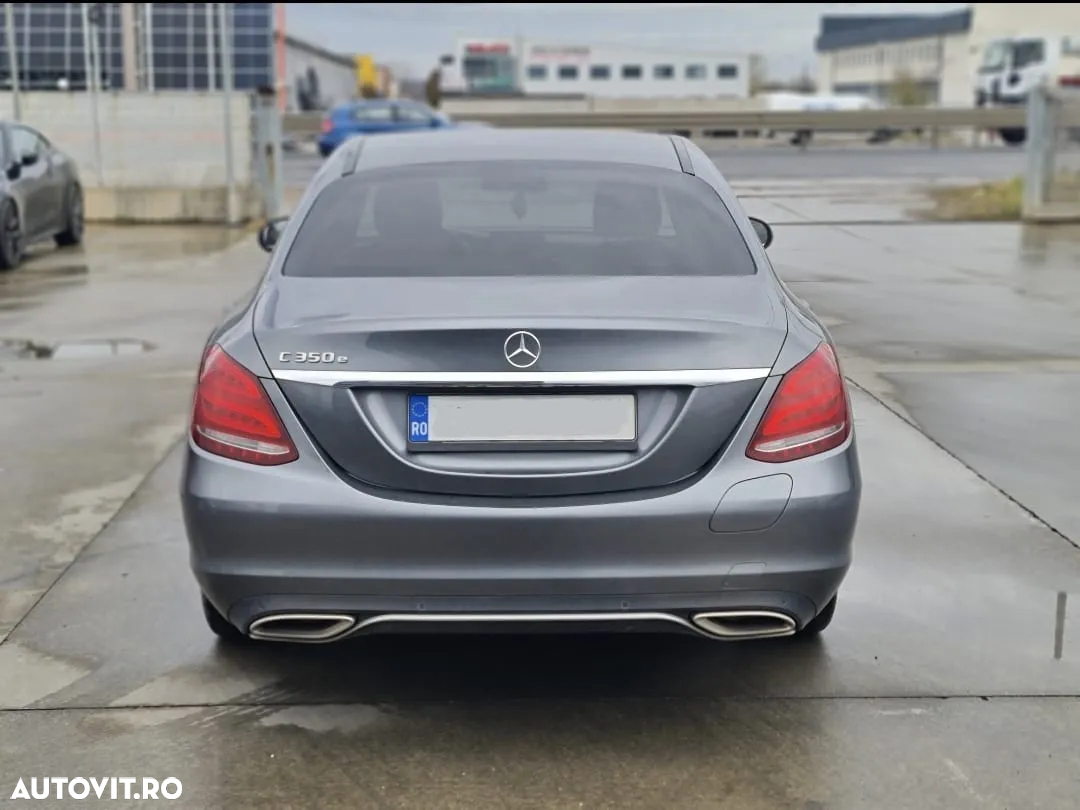 Mercedes-Benz C - 5