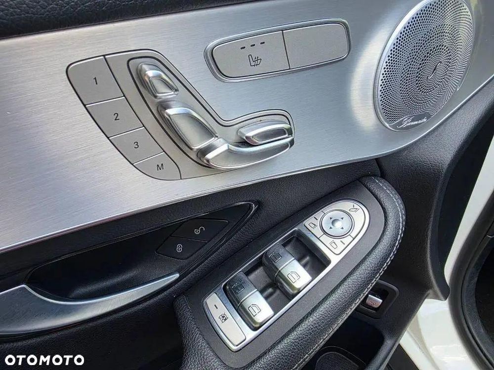 Mercedes-Benz GLC - 9