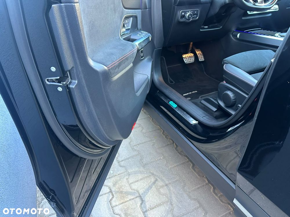 Mercedes-Benz EQB 300 66.5kWh 4-Matic AMG Line - 20