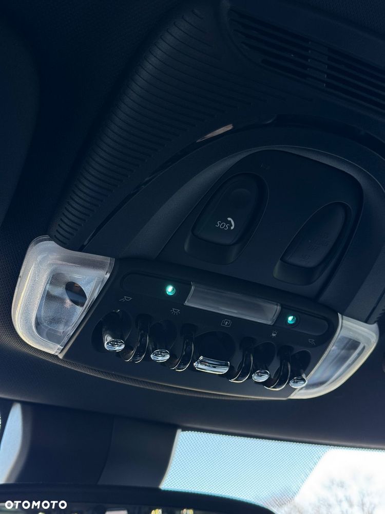 MINI Cooper SE Yours Trim - 17