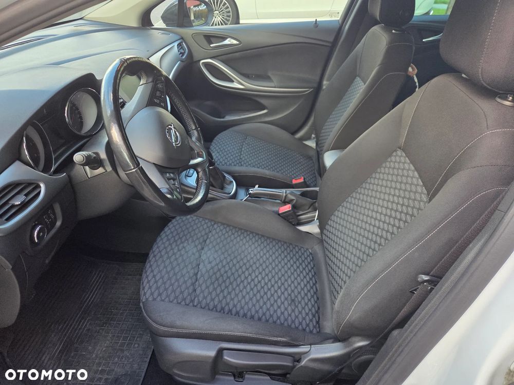 Opel Astra - 4