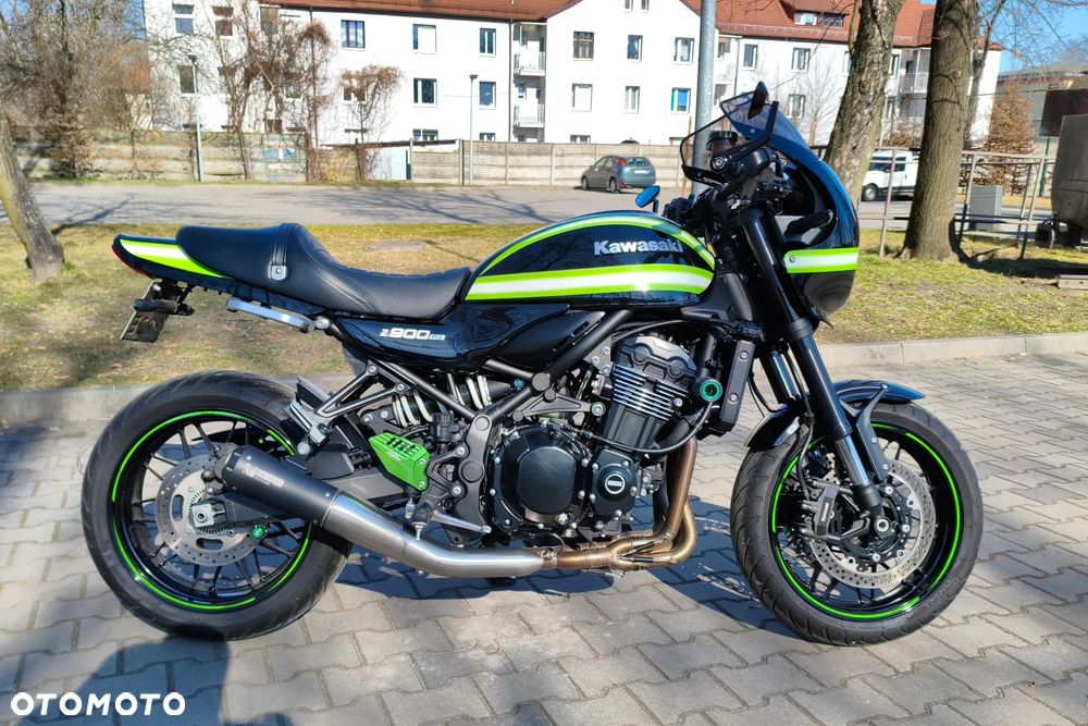Kawasaki Z 900 RS - 3