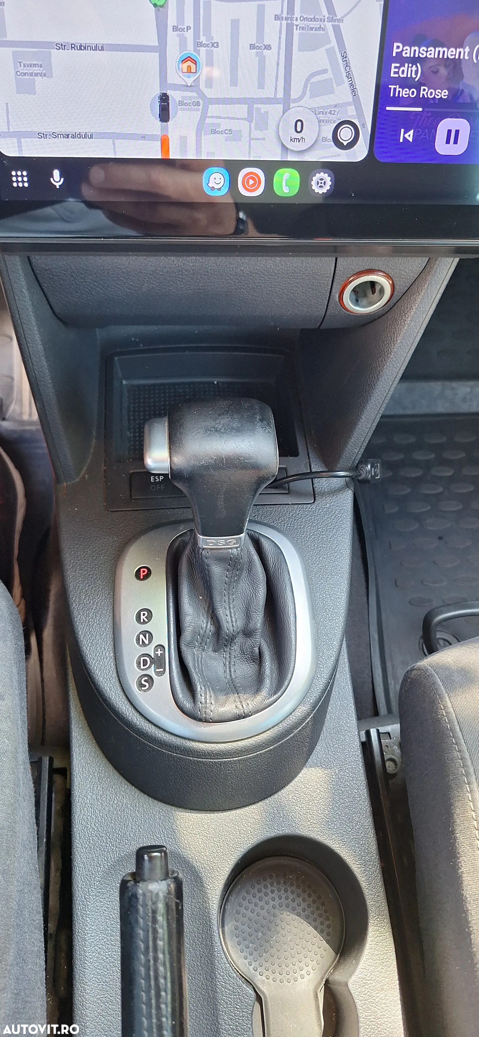 Volkswagen Touran - 16
