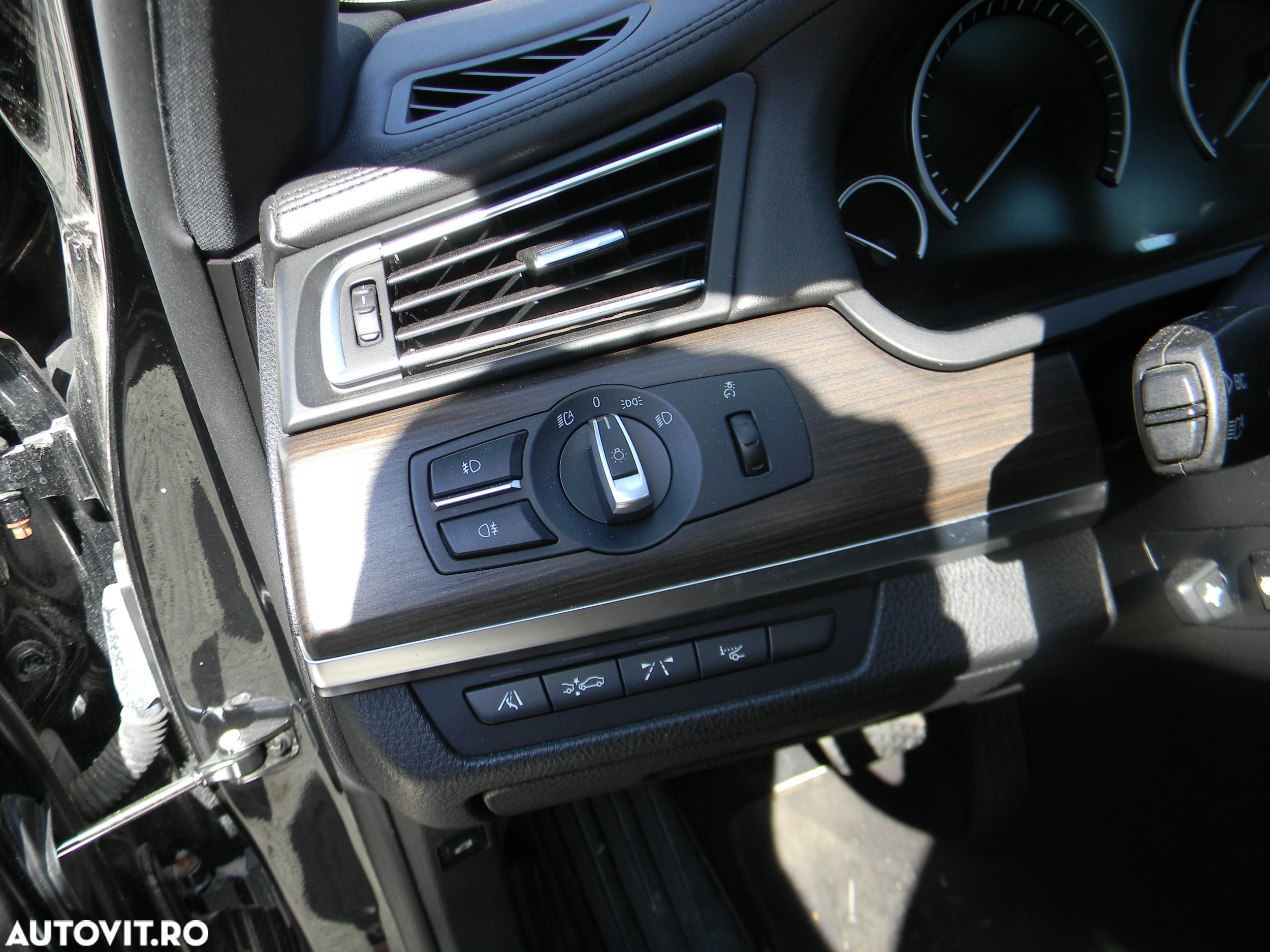 Dezmembrari  BMW 7 (F01, F02, F03, F04)  2008  > 2015 750 i Benzina - 19
