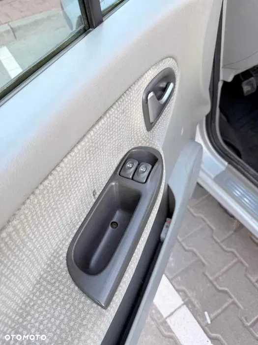 Renault Scenic - 7