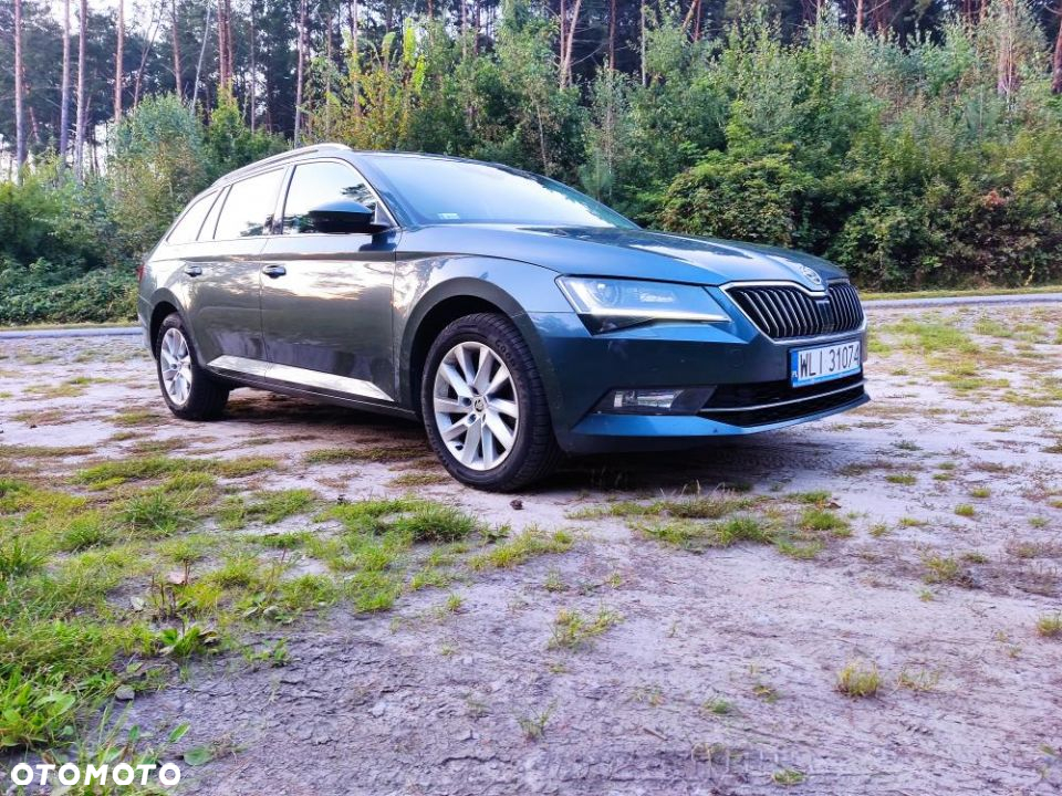 Skoda Superb 2.0 TDI 4x4 Style DSG - 9
