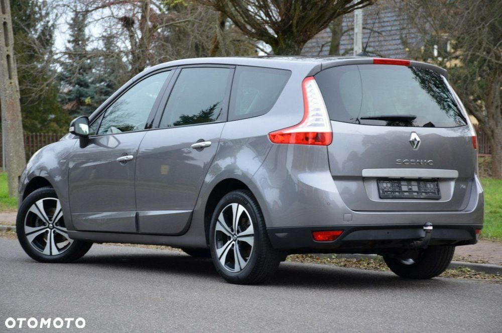 Renault Grand Scenic - 8